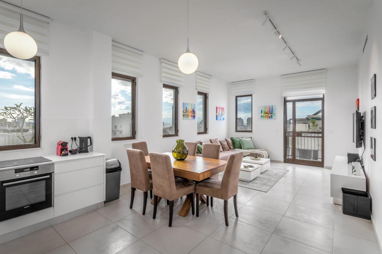 Modern & Bright 3 Bdr Close To The Beach Тель-Авив Экстерьер фото