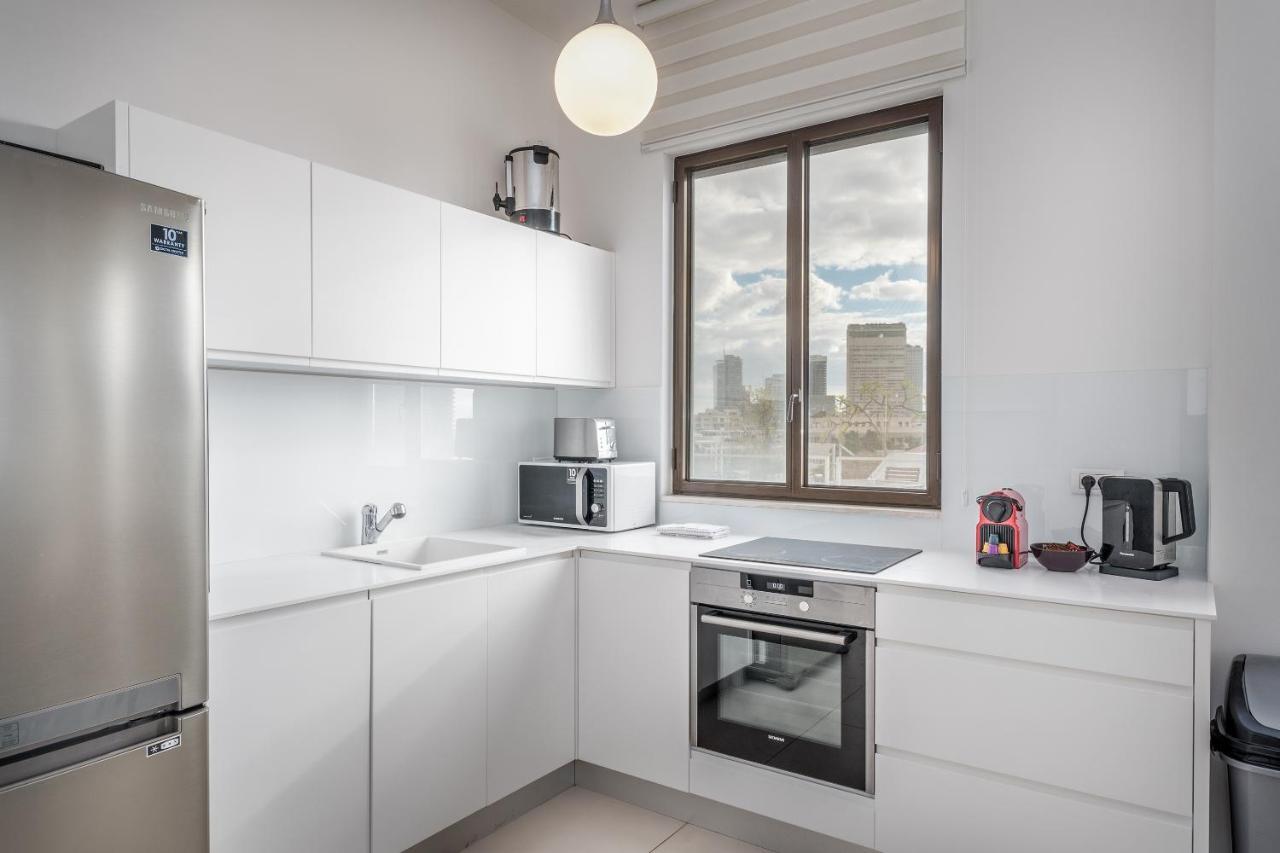 Modern & Bright 3 Bdr Close To The Beach Тель-Авив Экстерьер фото